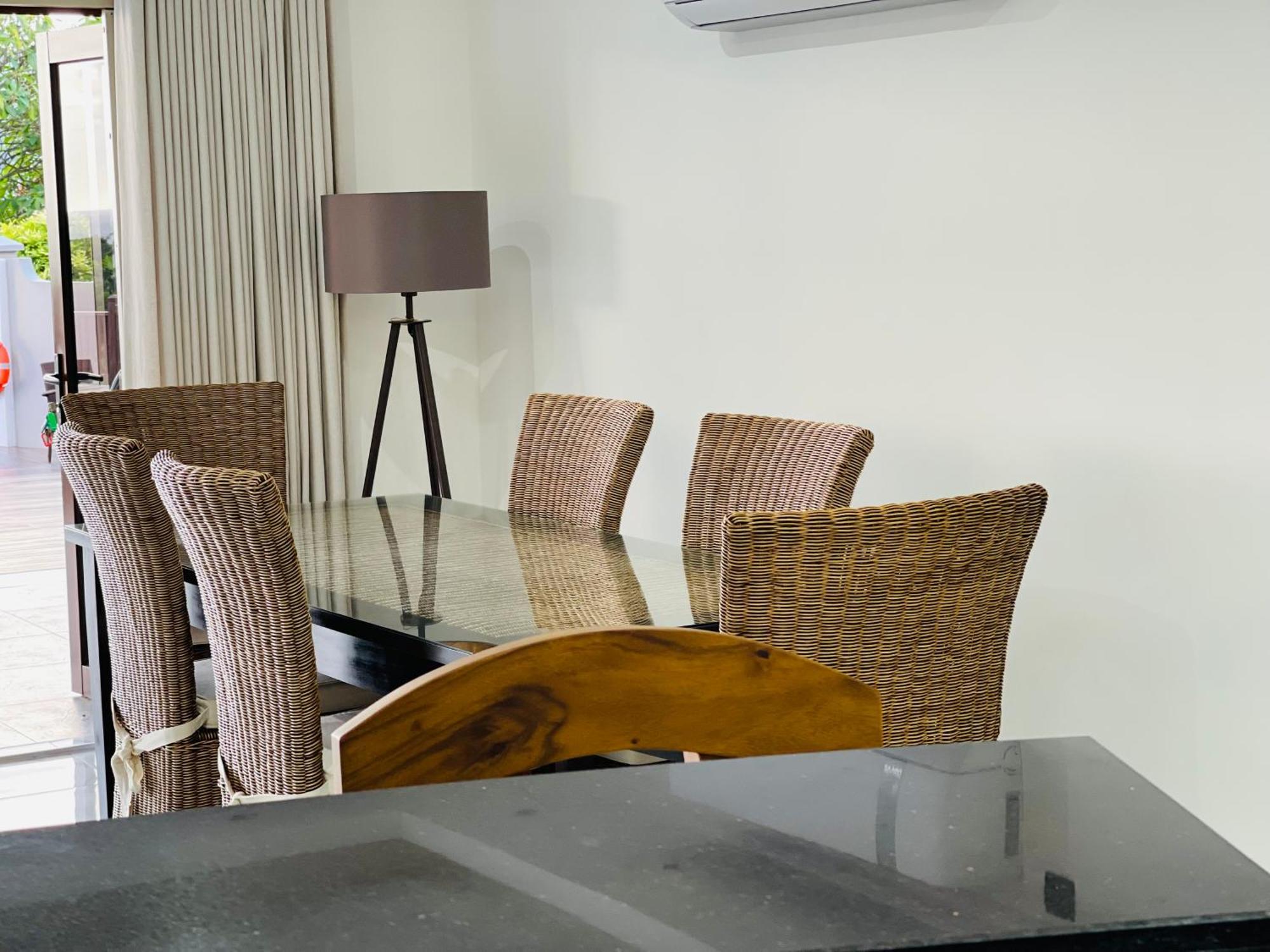 D'Offay Seaview Apartments Бо Валон Екстериор снимка