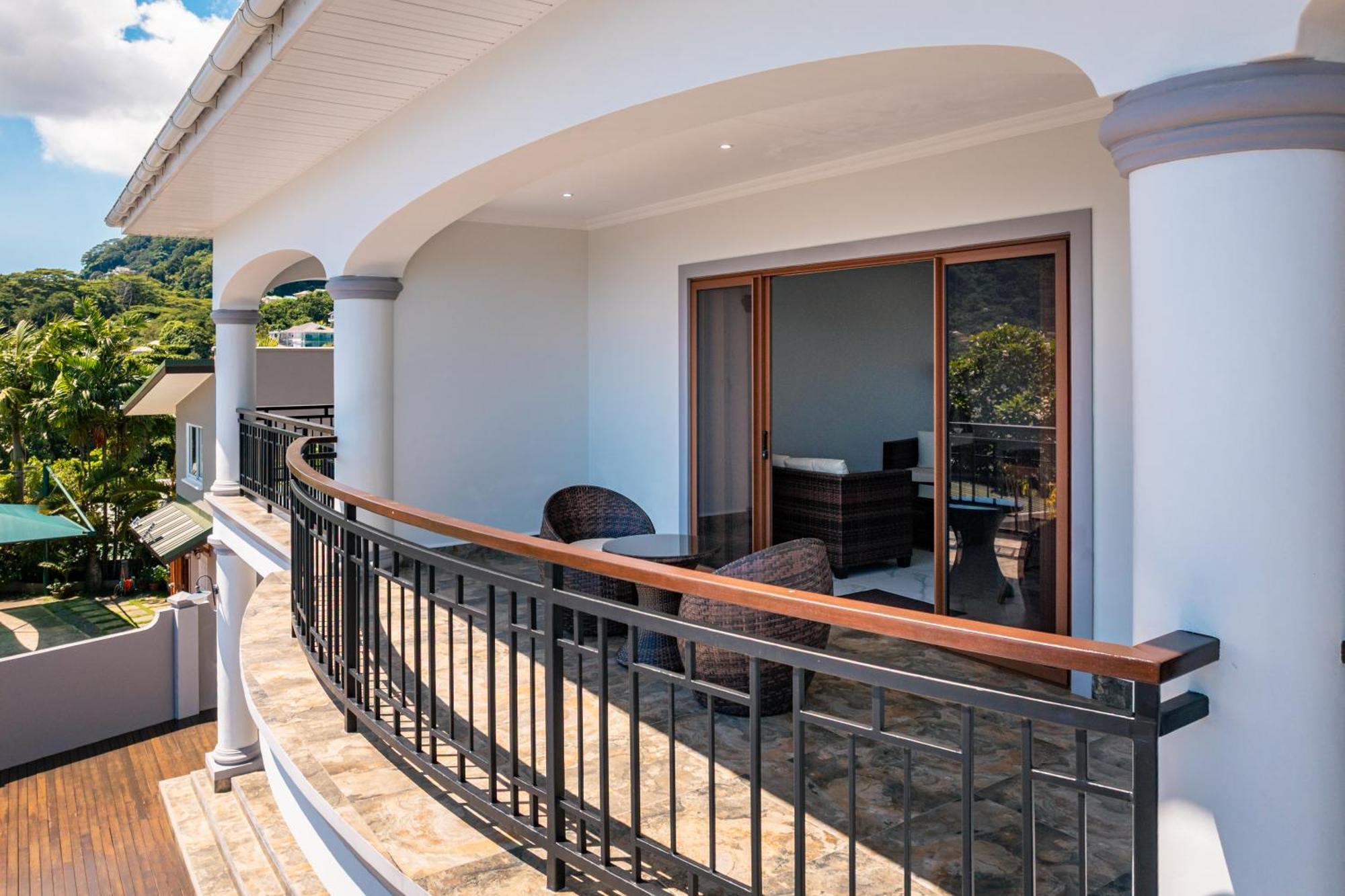 D'Offay Seaview Apartments Бо Валон Екстериор снимка