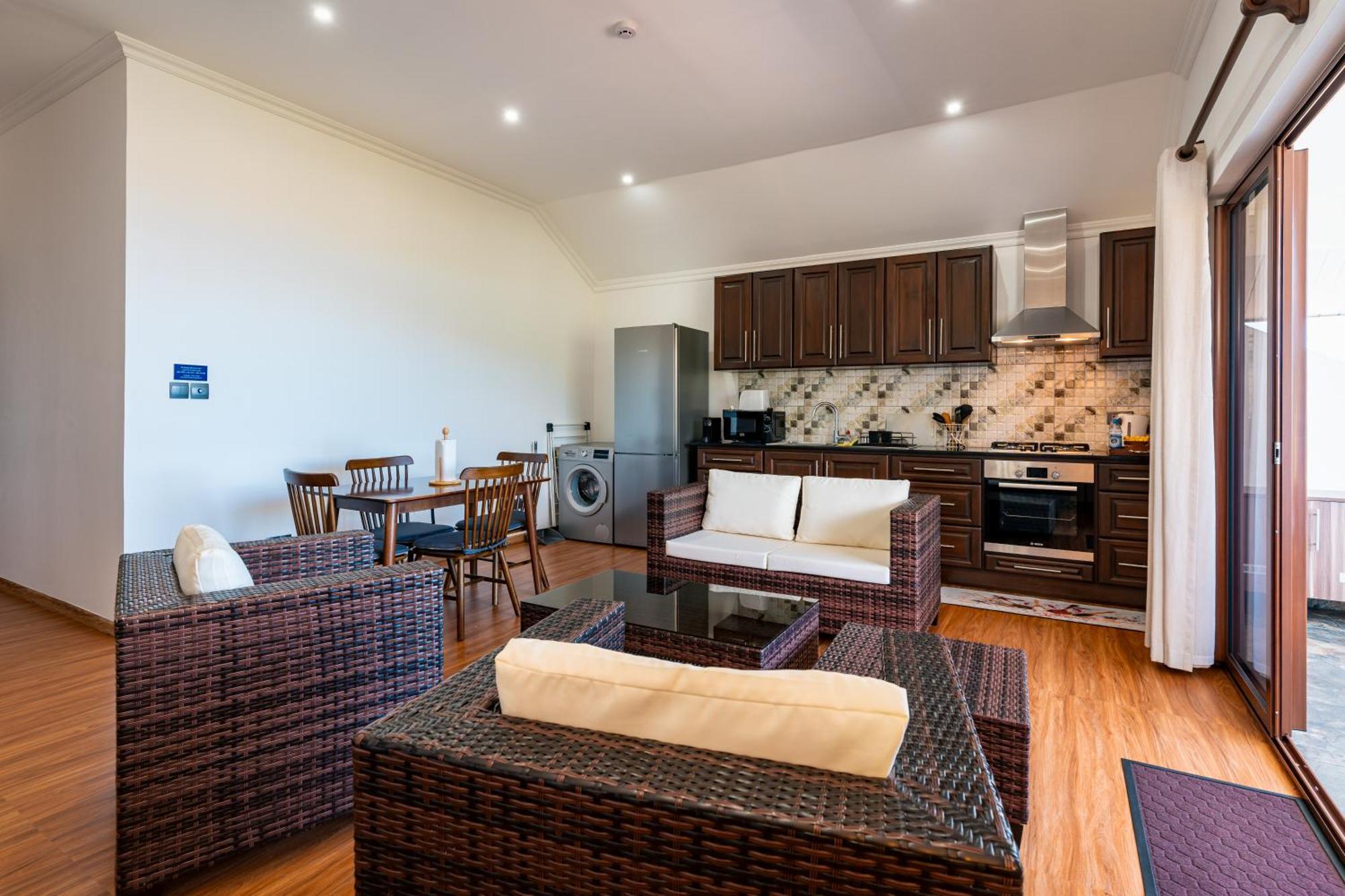 D'Offay Seaview Apartments Бо Валон Екстериор снимка